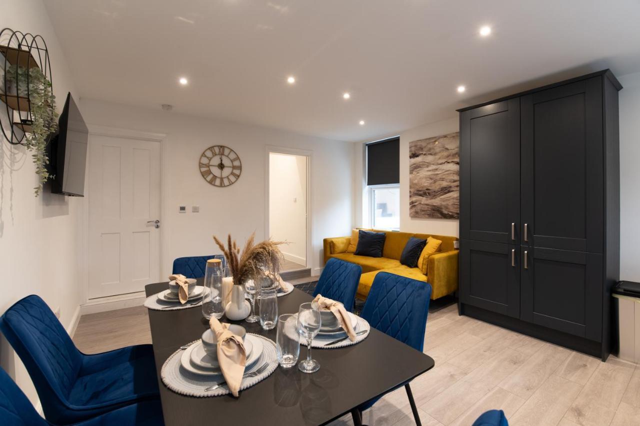 Fantastic New, London Apartment 3 Bed 1 Bath & Parking Whetstone Exterior foto
